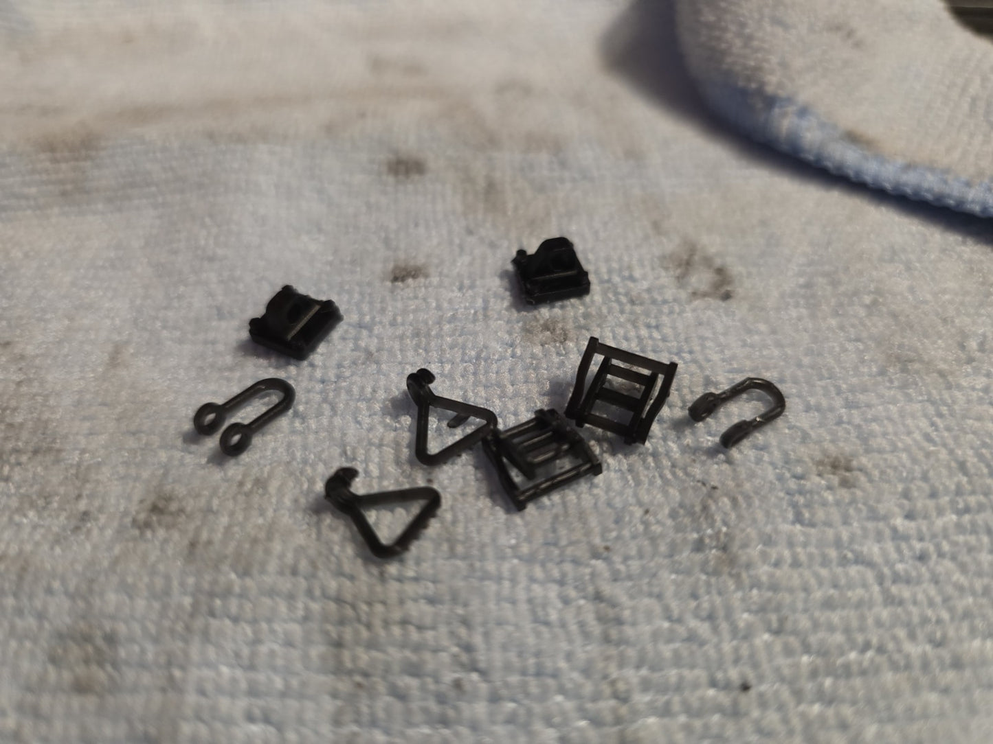 1/18 Scale RATCHET STRAP SET x2 for DIORAMA or TRAILER and RECOVERY LORRY