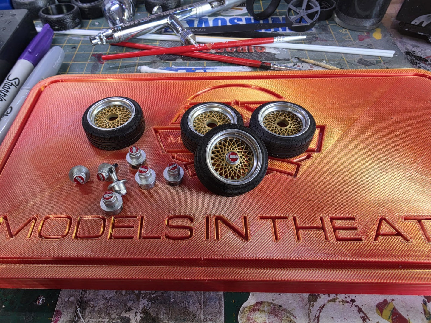 BBS E50 painted Set 1/18 31mm Scale GOLD with CHROME Barrels