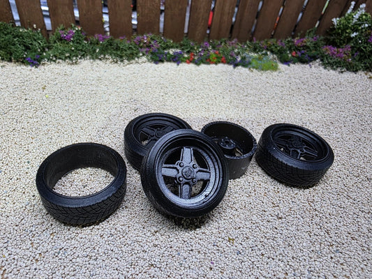 1/18 Ford RS 4 Spoke STRAIGHT