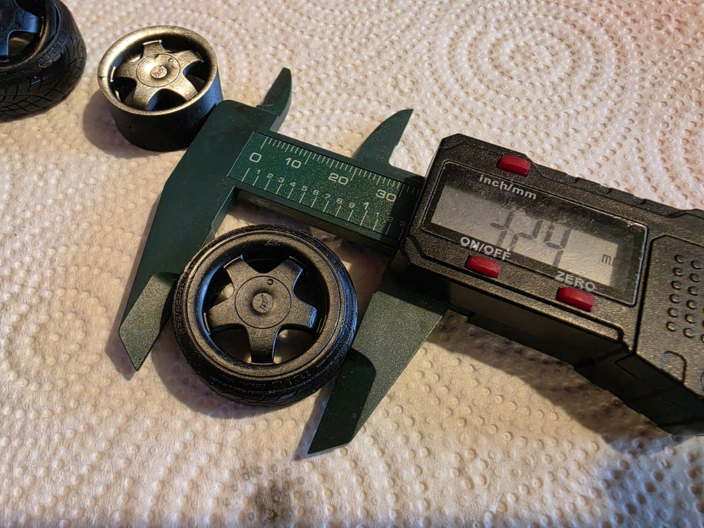 1/18 scale AEZ 5 Spoke Wheels with Toyo RESIN Tyres & MCG OTTO HUBS