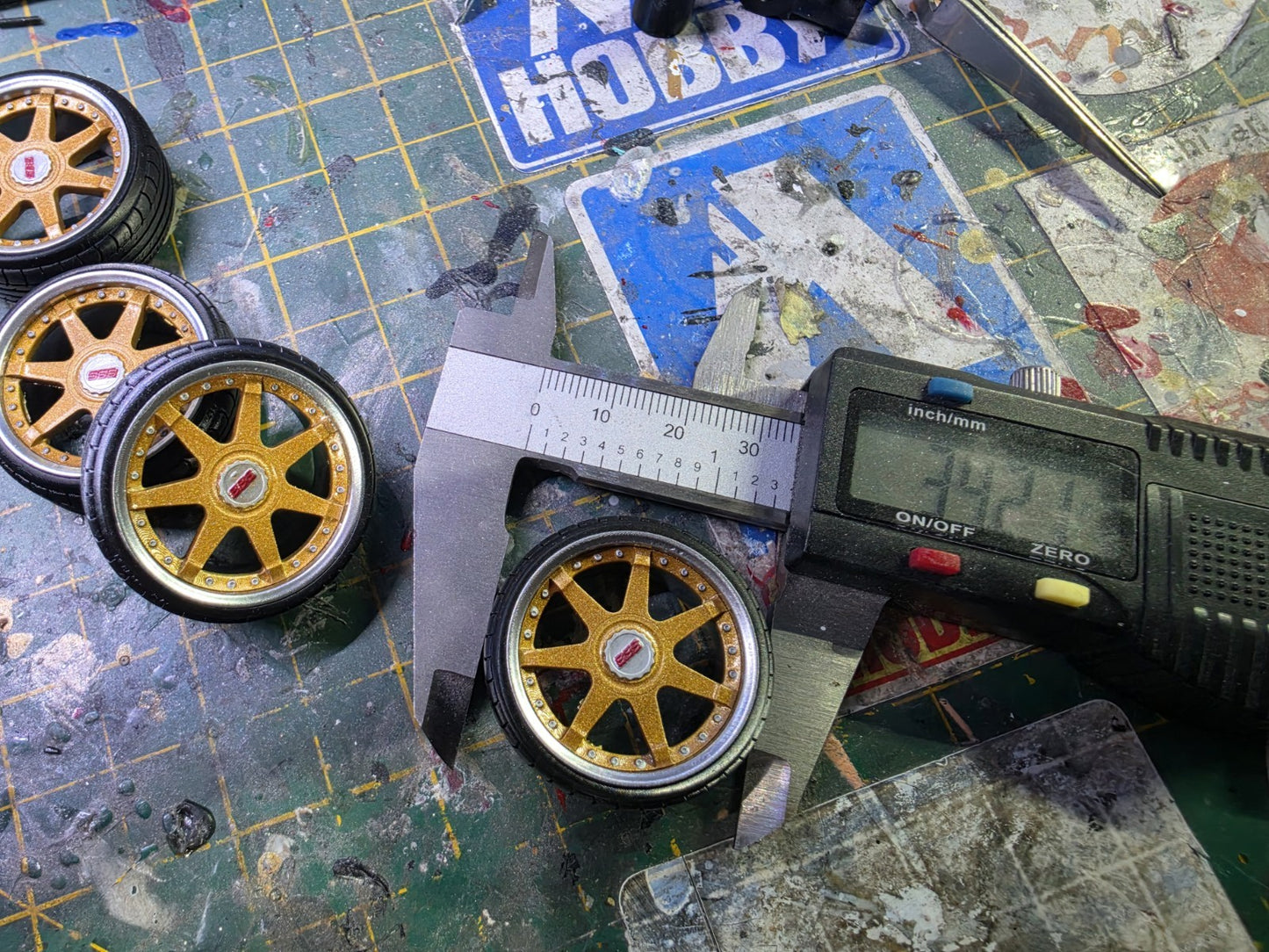 1/18 Scale BBS RT700 3d Printed Wheels & Tyres PRE PAINTED