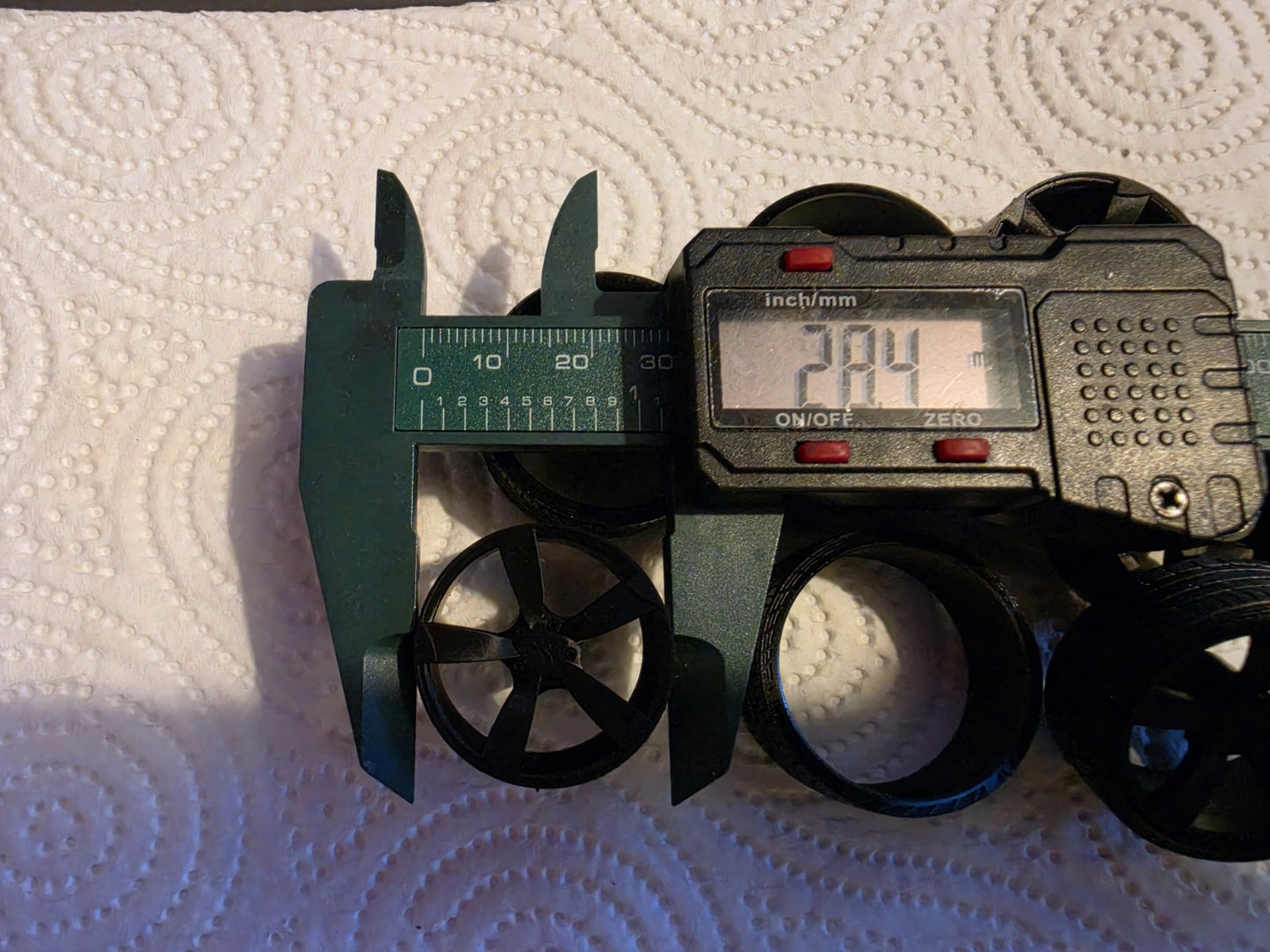 1/18 Scale Audi TTRS 3d Printed Wheels & RESIN CONTINENTAL Tyres