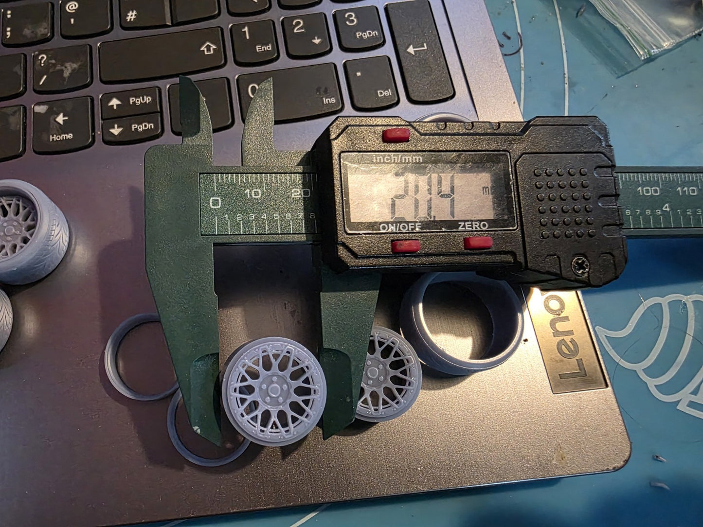 1/24 scale Rotiform LVS M staggered