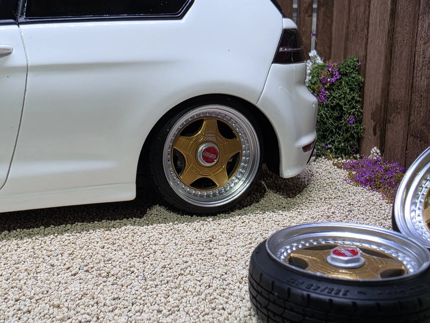 1/18 BBS RF painted Set