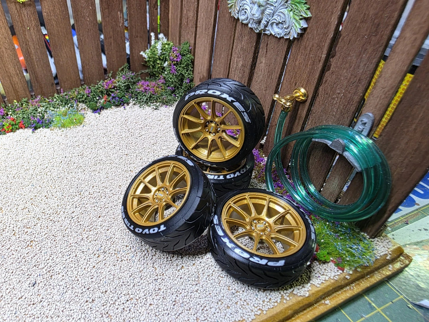 1/18 scale XXR 527 with TOYO TRACK Tyres painted Set