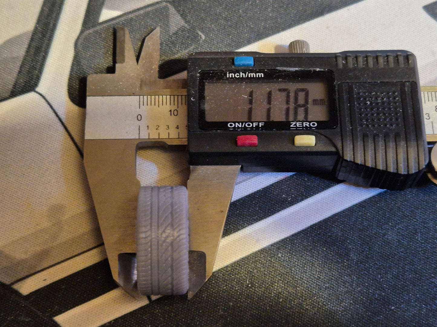 Lexus TTE (Super Concaved) 1.24 with Goodyear tyres