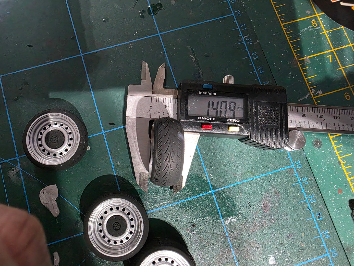 Banded Steels with VW Caps