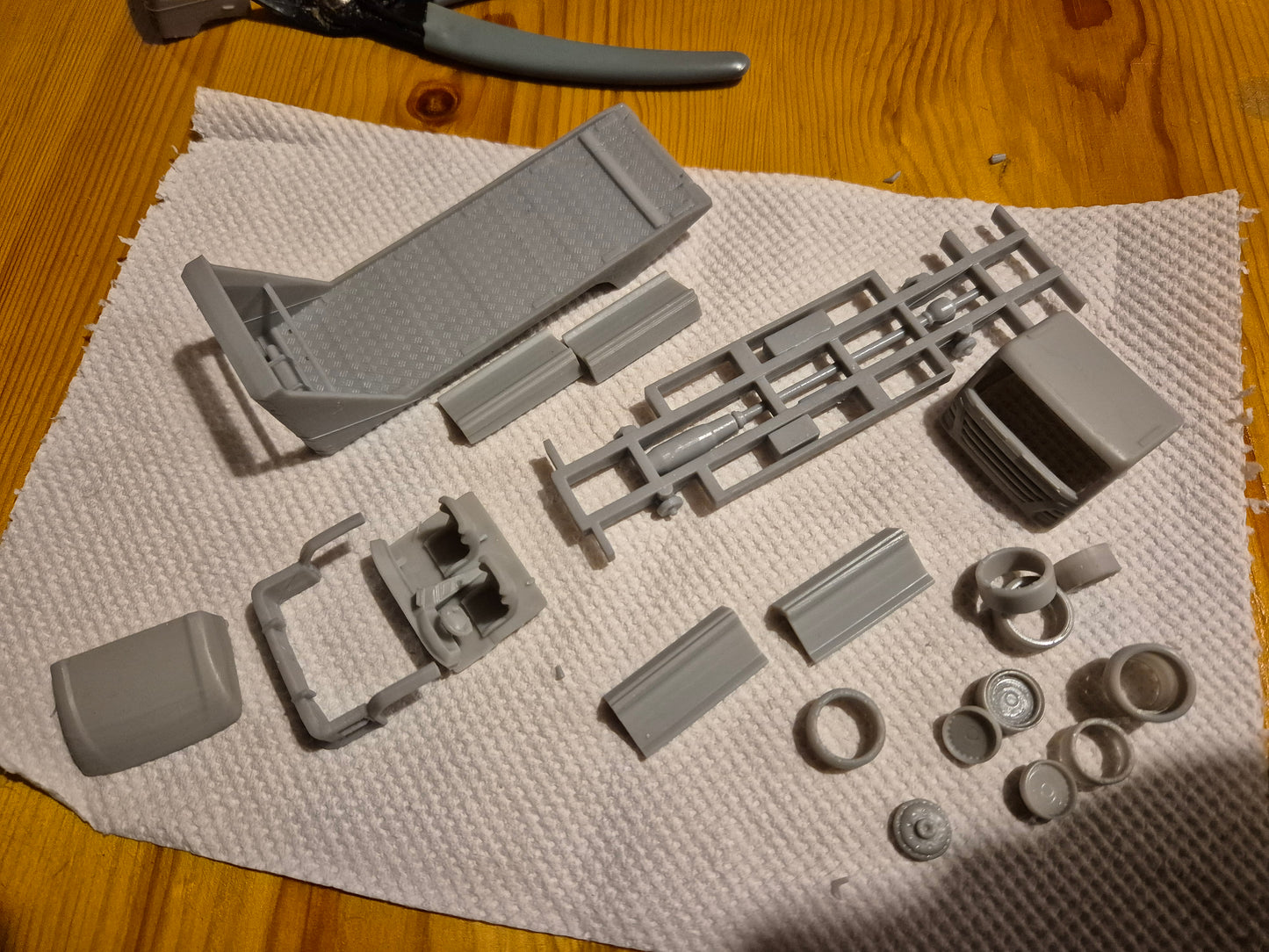 1/64 scale Lowered Transporter Lorry