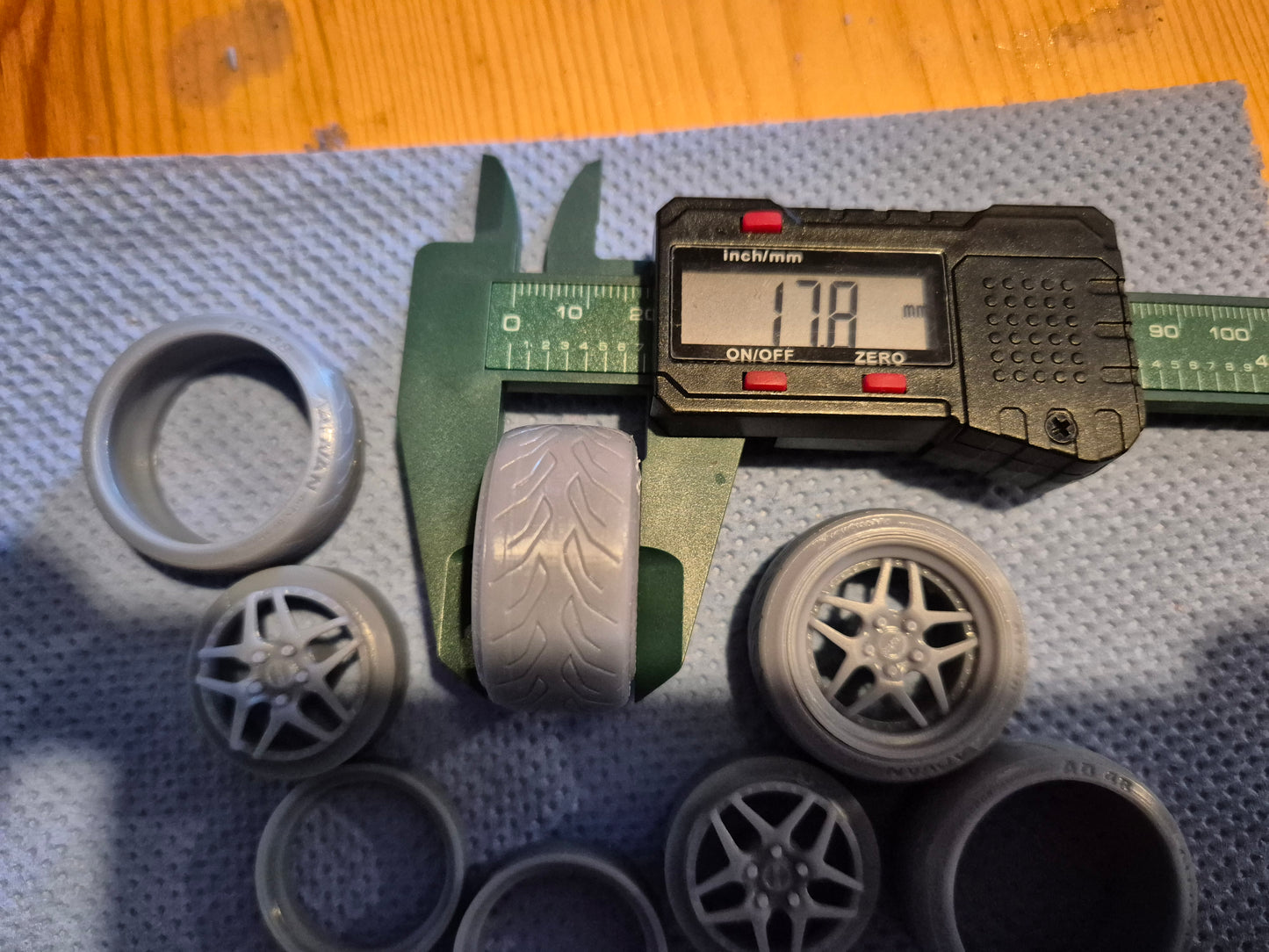 Blitz 03 Staggered 2 piece