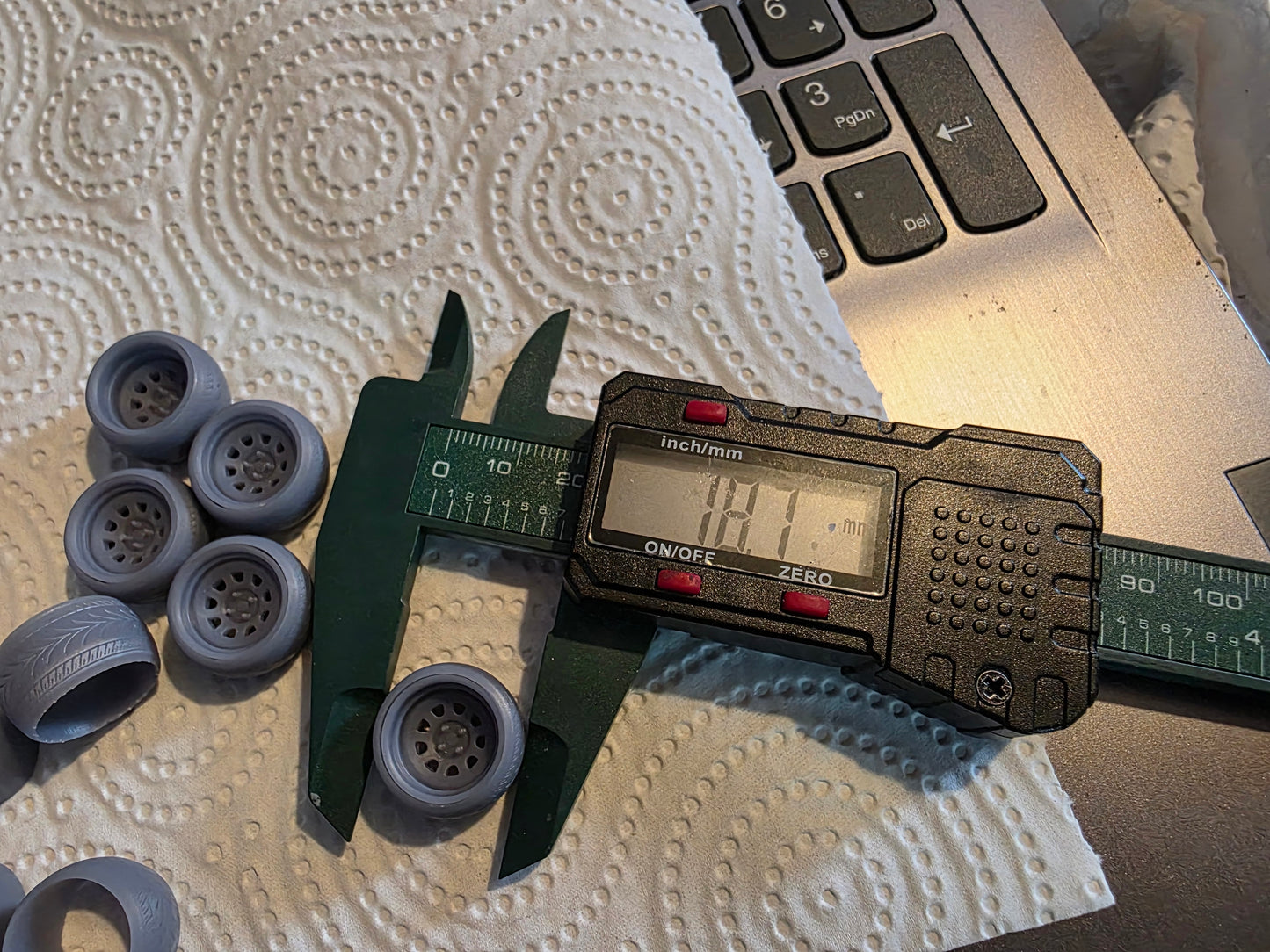 Diamond Racing Staggered