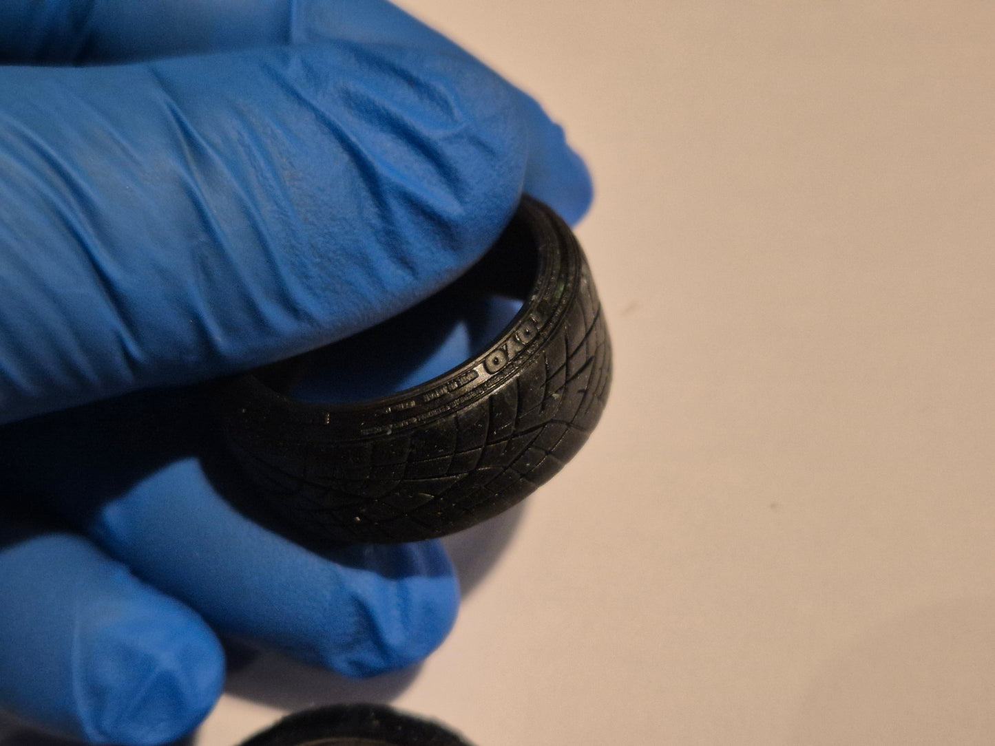 1/18 Toyo Stretched Rubber tyres for 18" to 20"