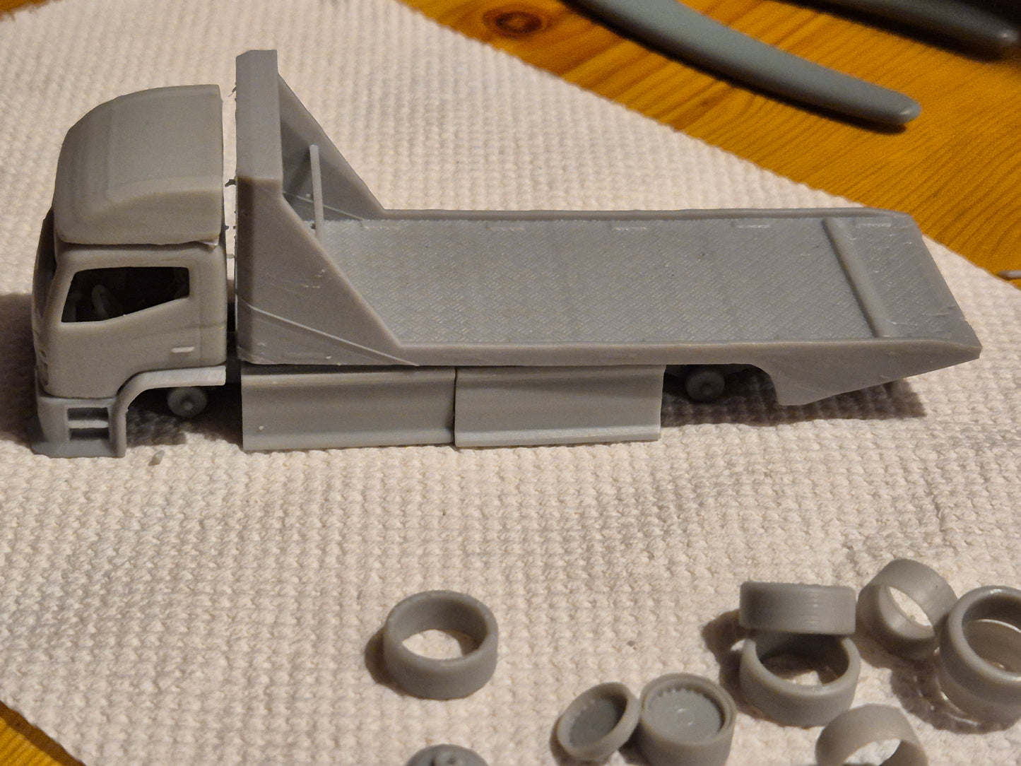 1/64 scale Lowered Transporter Lorry