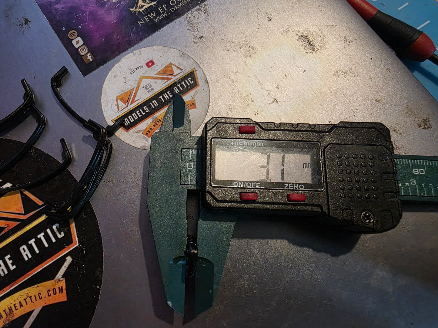 1/43 scale Espace splitter Rubber