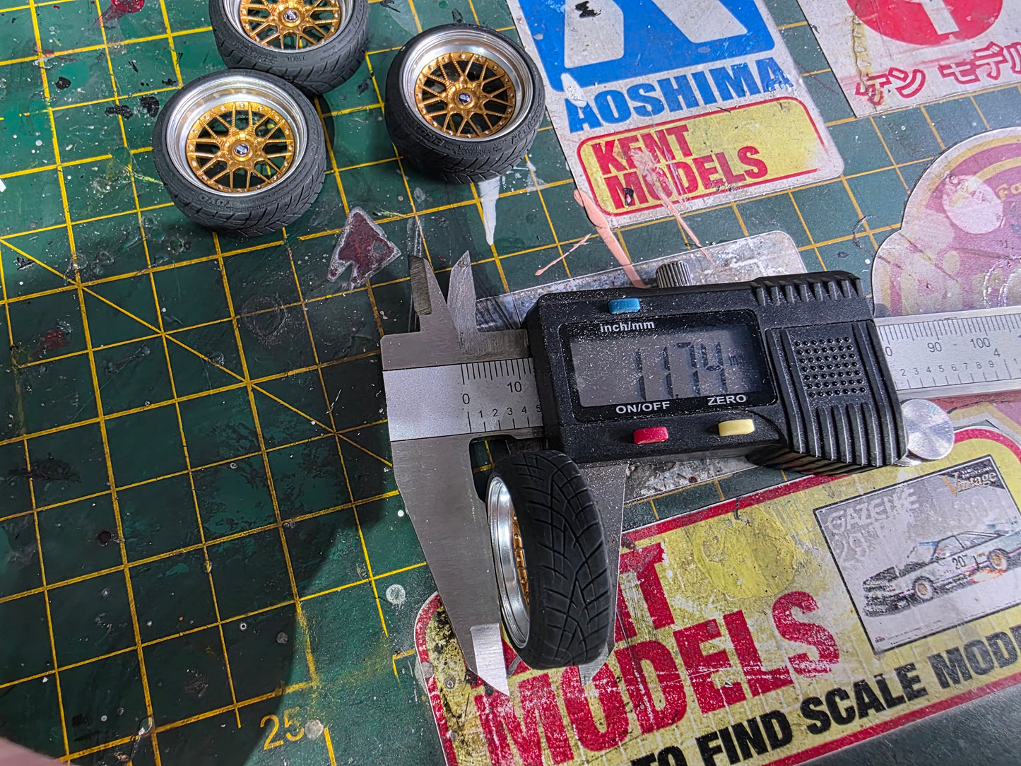 1/18 BBS RS2 Rich Gold