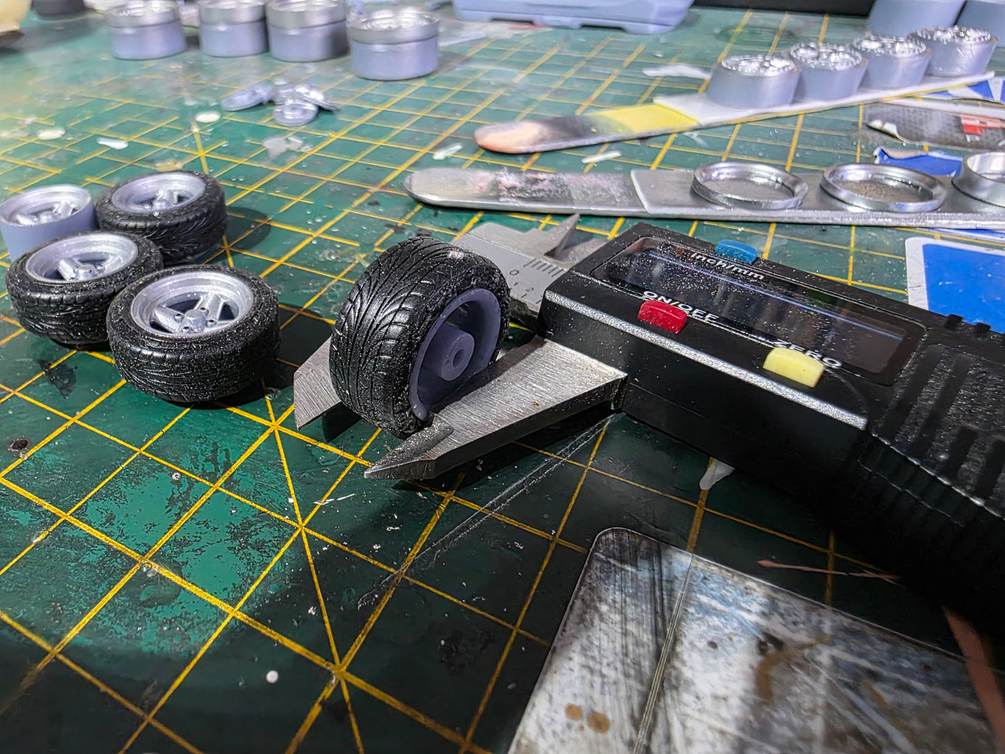 1/24 Revo Concaved with Rubber tyres