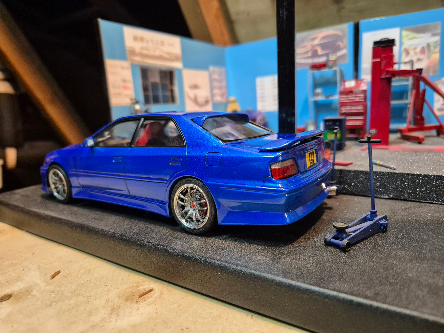 Aoshima Toyota Chaser JZX100 rear spoilers 1.24 scale