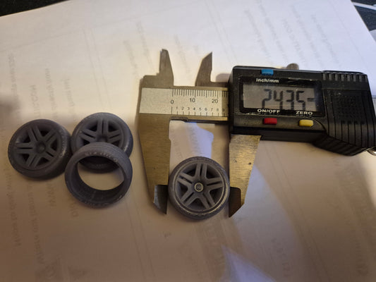 1.24 VW Longbeach with Michelin tyres