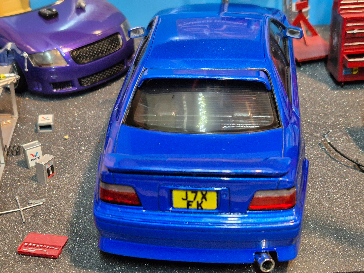 Aoshima Toyota Chaser JZX100 rear spoilers 1.24 scale
