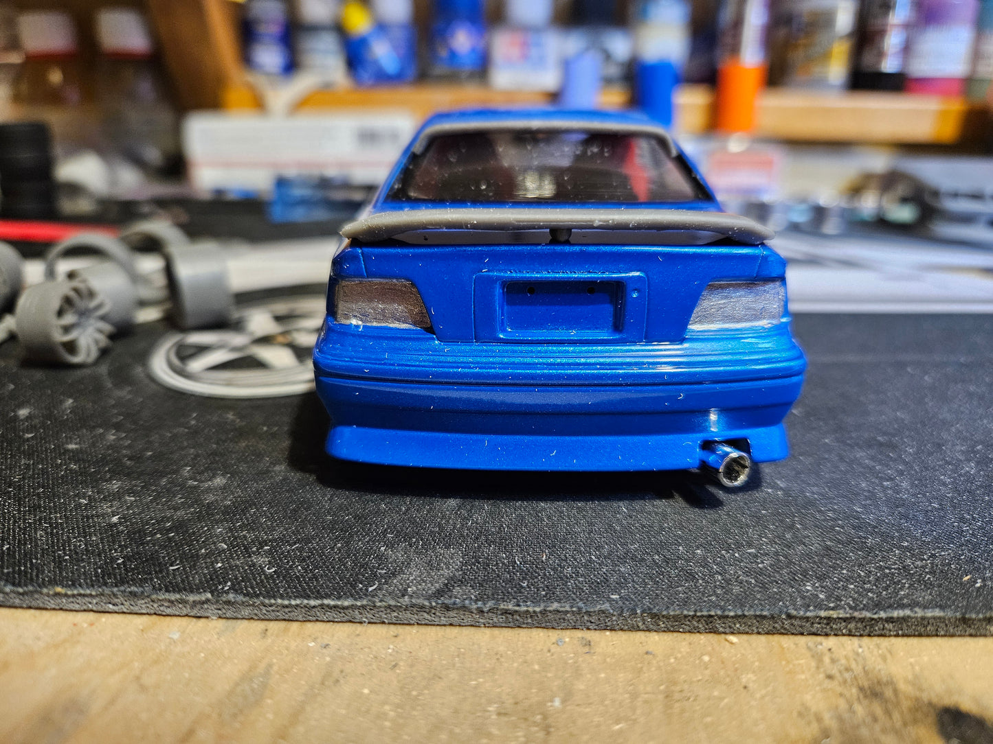 Aoshima Toyota Chaser JZX100 rear spoilers 1.24 scale