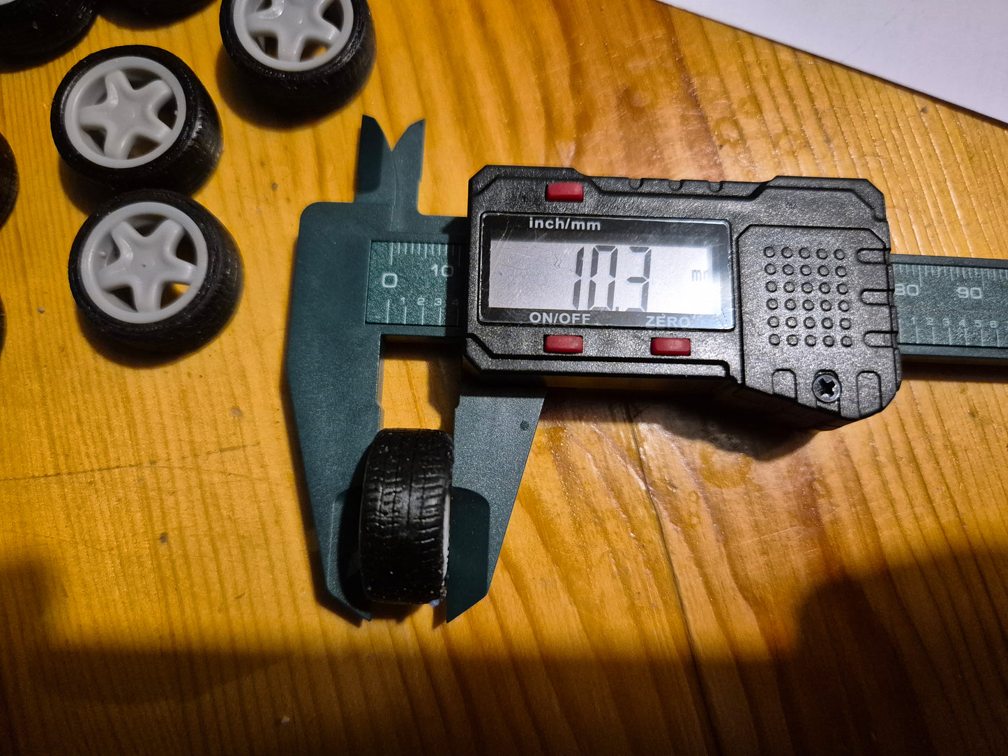 1/24 Alessio Speedline with our Rubber Michelin tyres (set of 4)