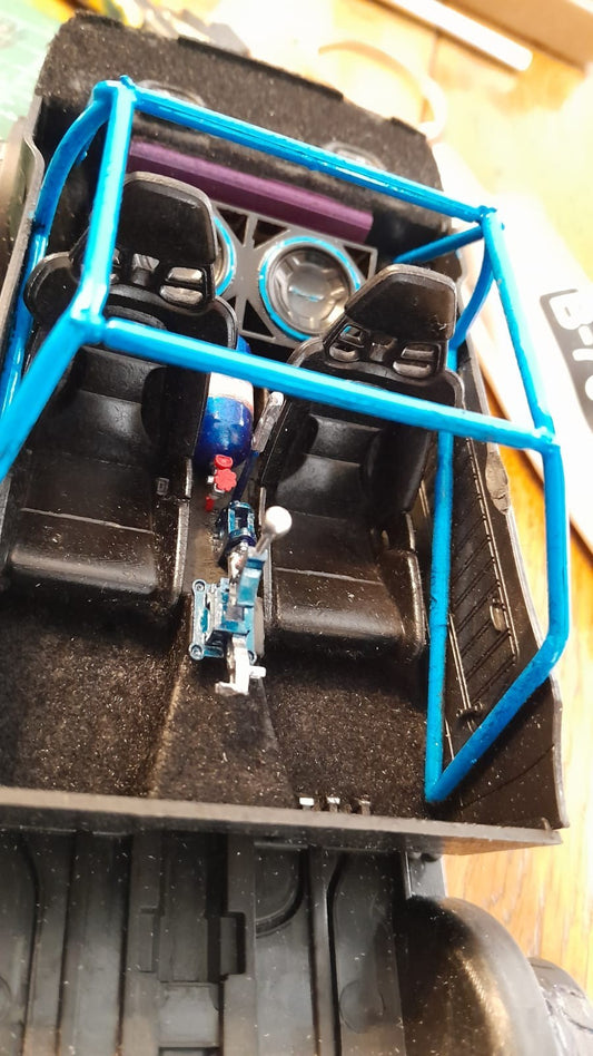 1/24 Scale Audio subwoofer amplifier 6x9s