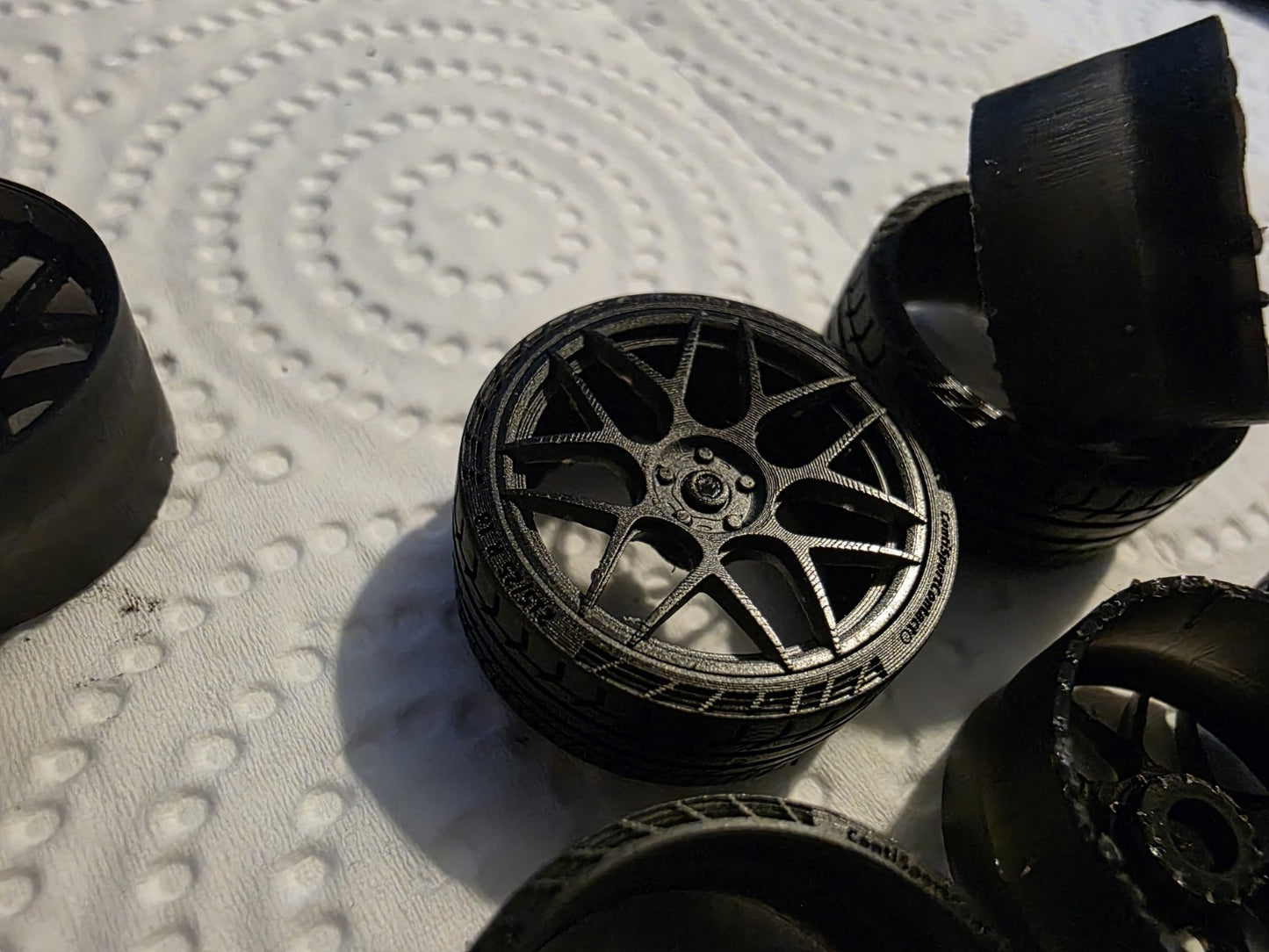 1/24 scale HRE FF01 (Free rears)