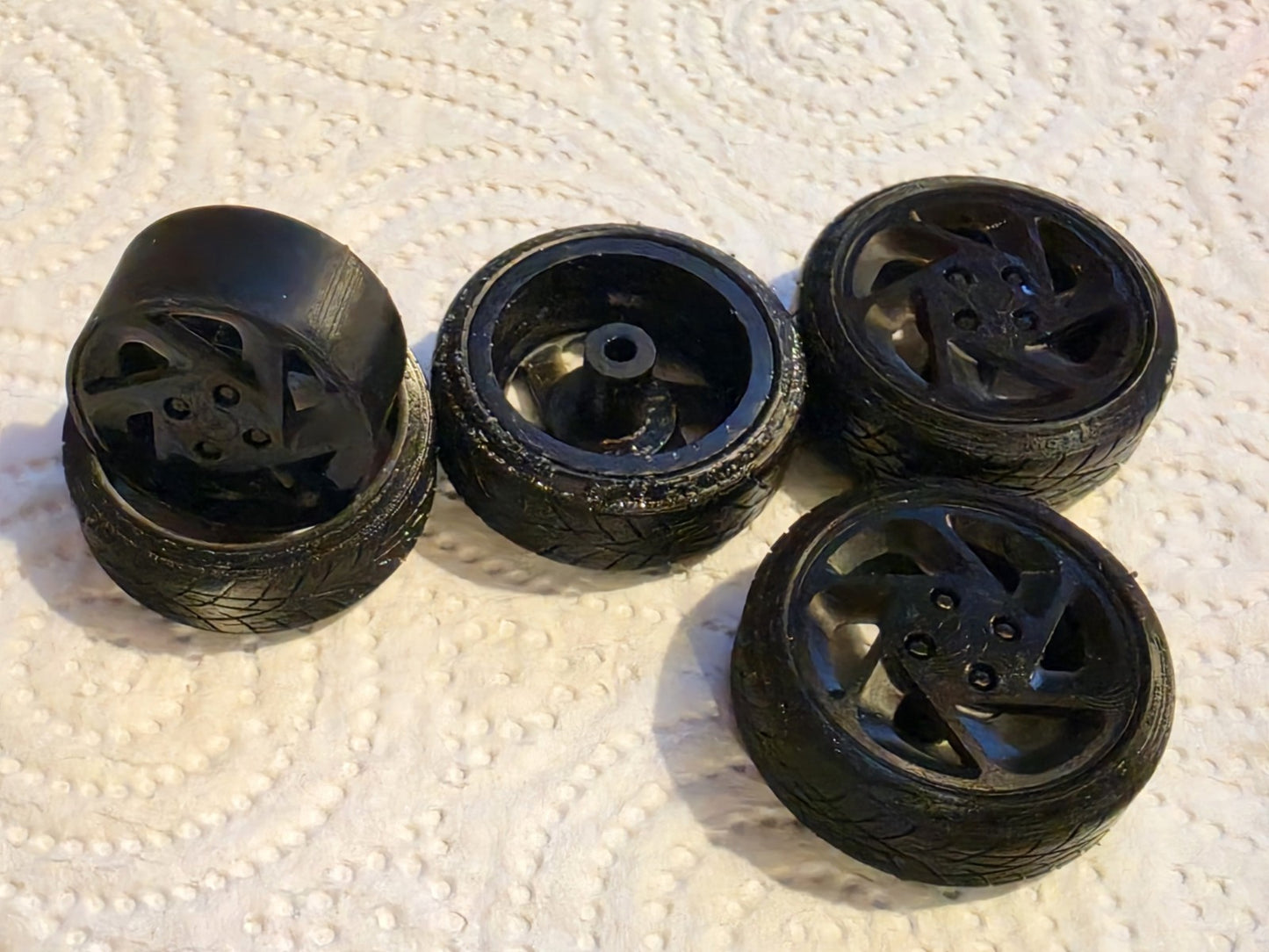 1/18 scale Ford Escort RS TURBO Wheels with Toyo RESIN Tyres & MCG OTTO HUBS