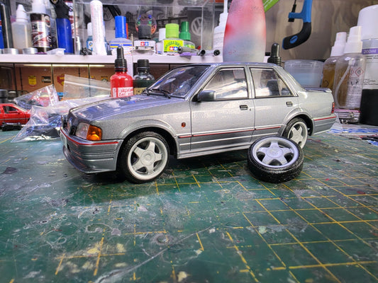 1/18 scale AEZ 5 Spoke Wheels Pre-painted RUBBER Tyres & MCG OTTO HUBS