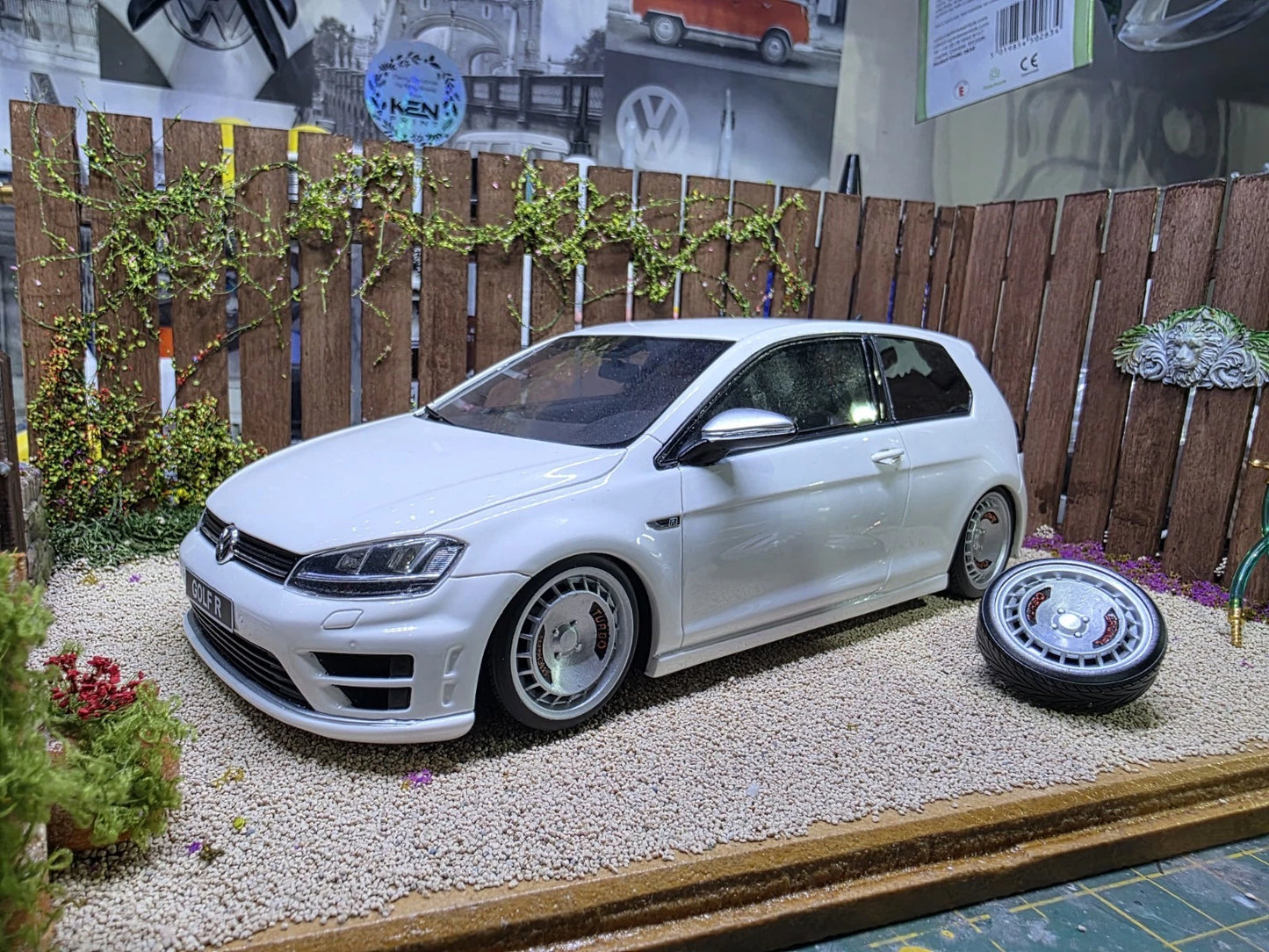 1/18 Ronal Turbo R10 painted Set