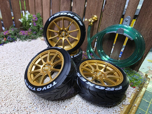 1/18 scale XXR 527 with TOYO TRACK Tyres painted Set