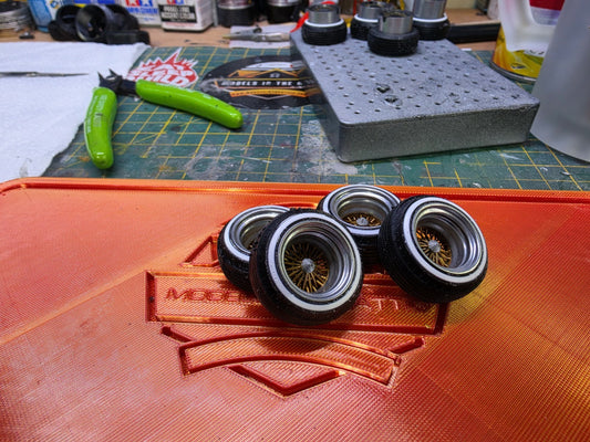 1/18 LOW RIDER RIMS with WHITEWALLS Pre-painted GOLD and CHROME