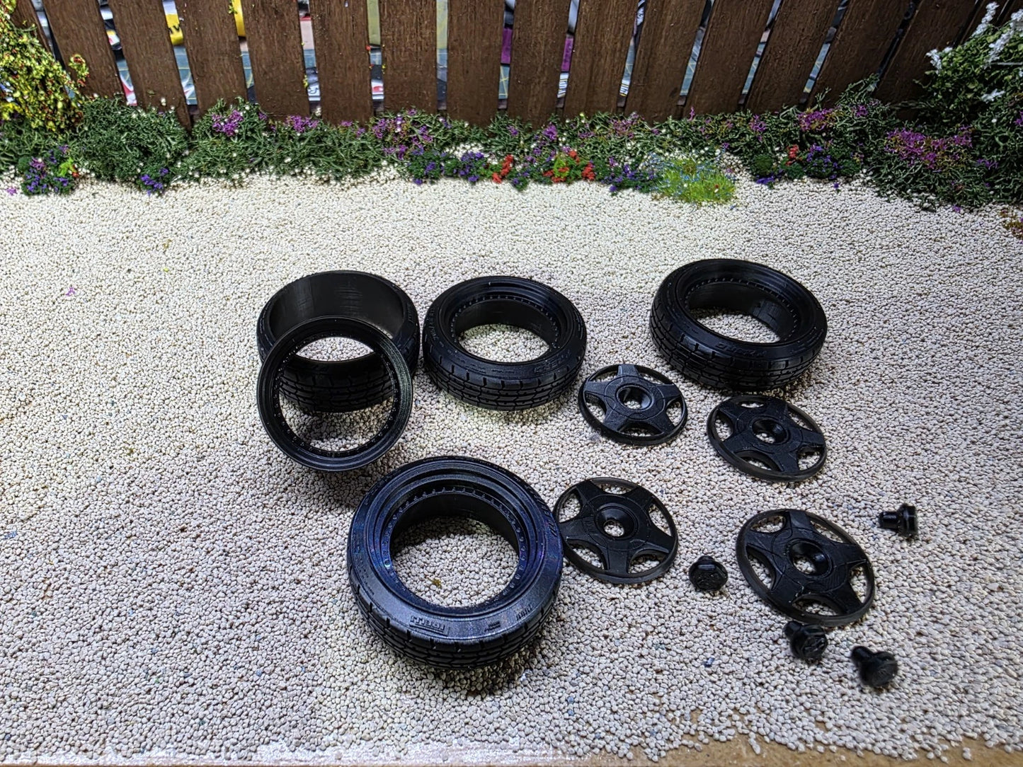 1/18 scale 18" BBS RF with PIRELLI Stretched Tyres