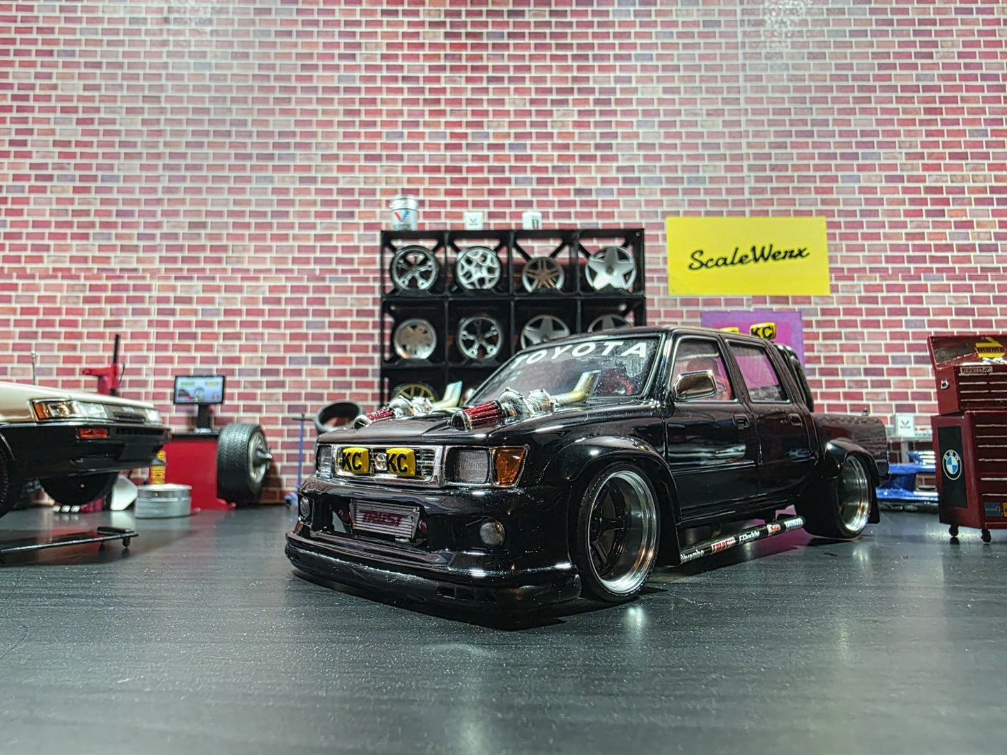 1/24 scale Renault Espace And LAGUNA SPLITTER