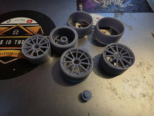 Rotiform DTM with Low profile Tyres