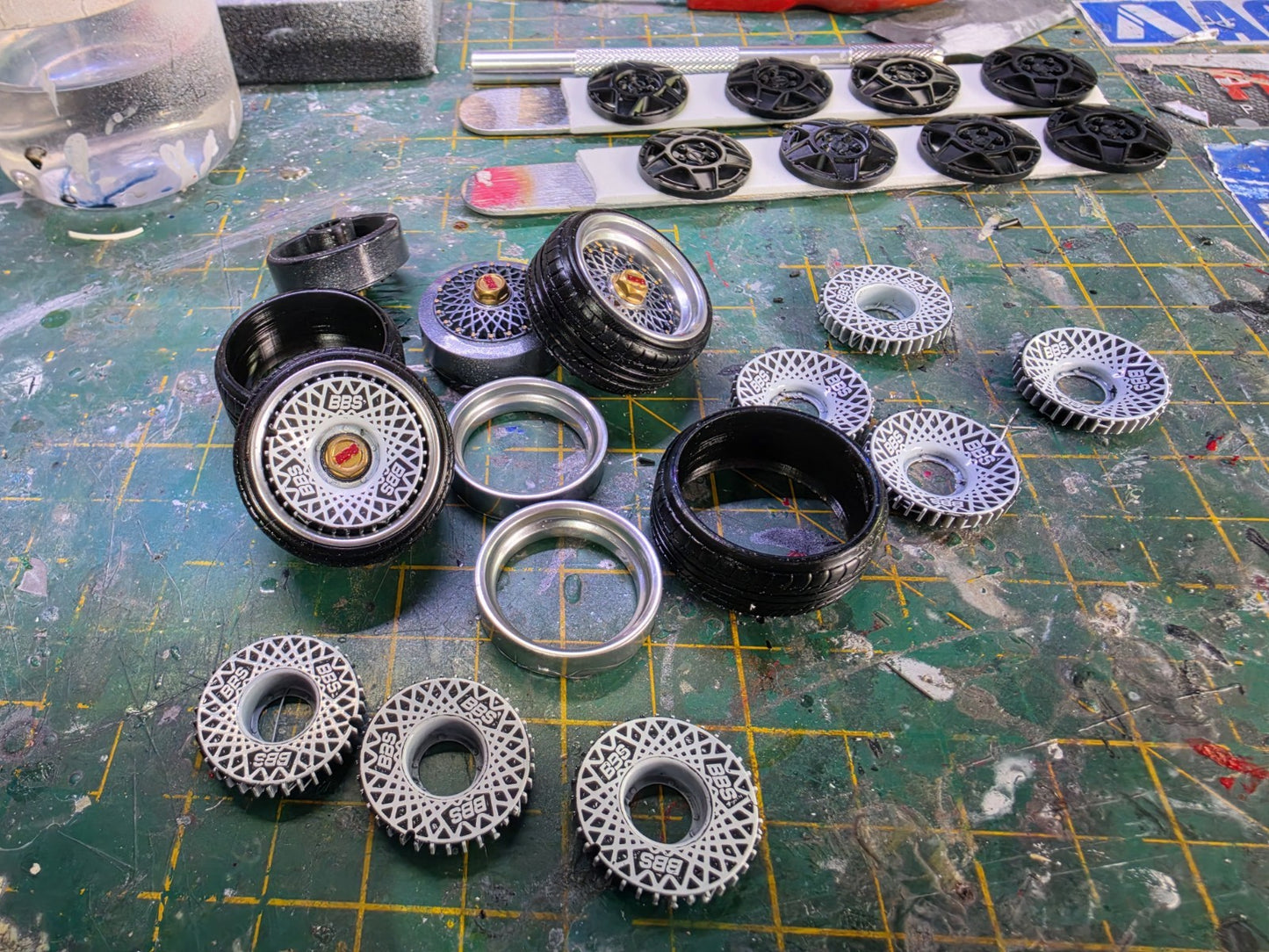 BBS E50 painted Set 1/18 Scale GREY with CHROME Barrels