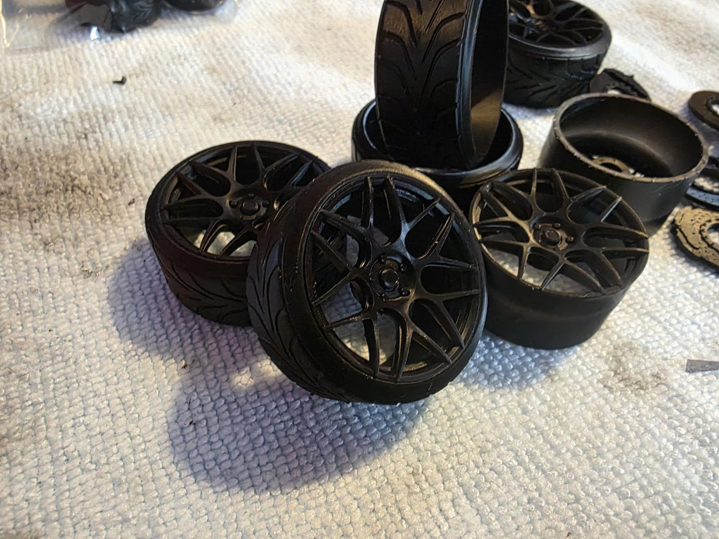 1/18 scale HRE FF01 37mm