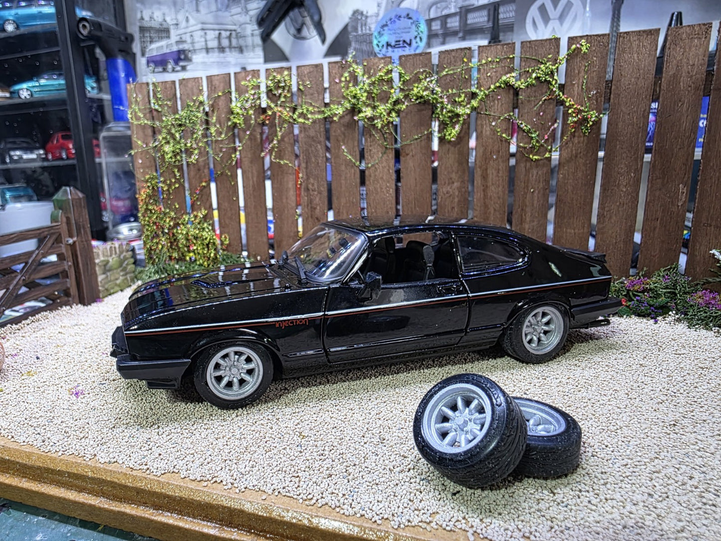 1/24 scale Superlites with Rubber Tyres painted Set