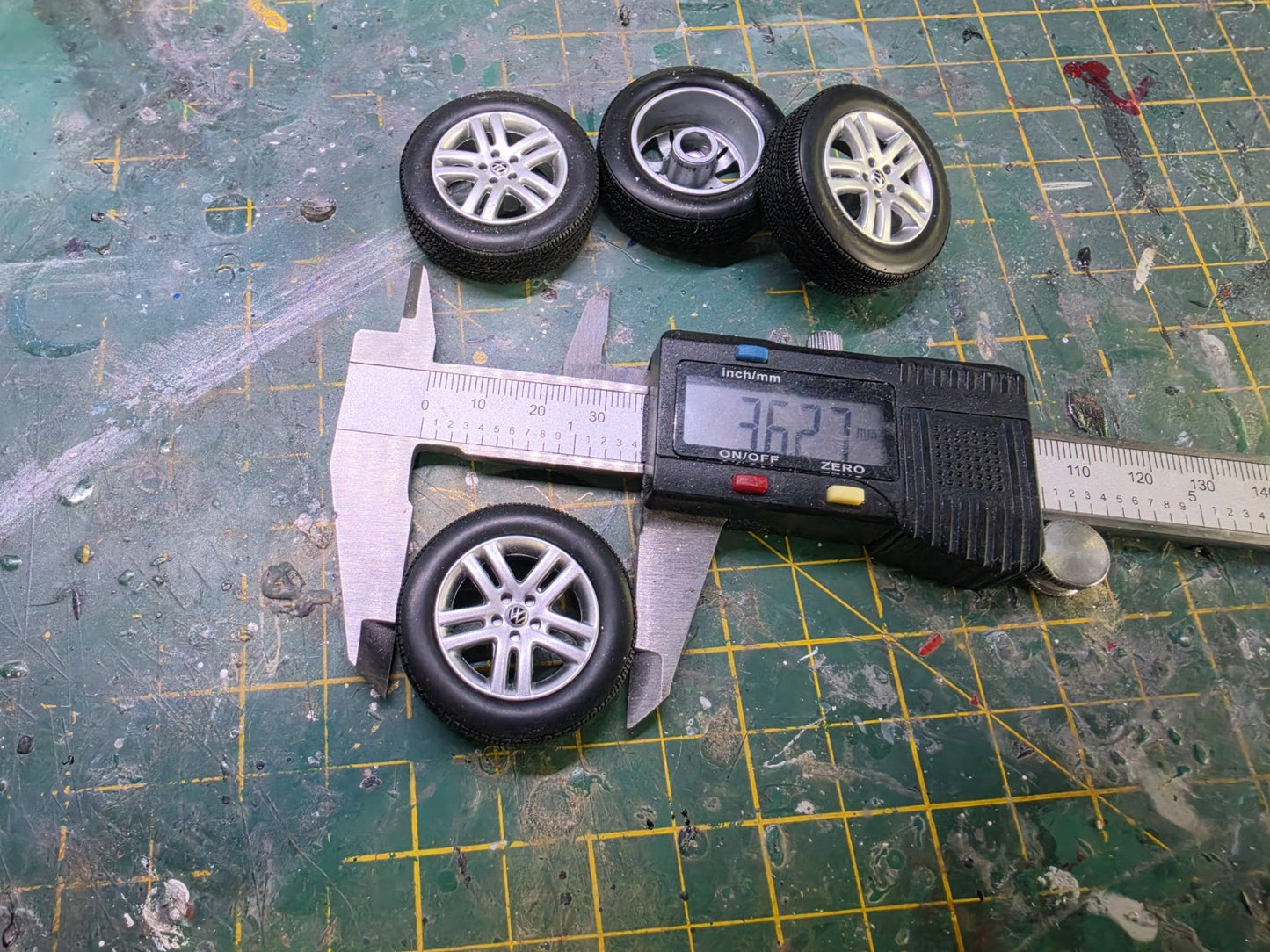 1/18 Scale Original VW Wheels & Rubber Tyres