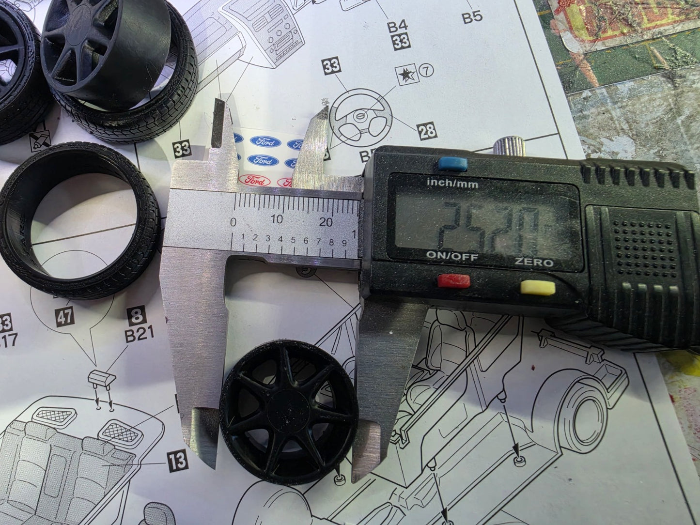 1/18 Scale Ford RS7 3d Printed Wheels & RESIN Tyres ONLY with Waterslide decals