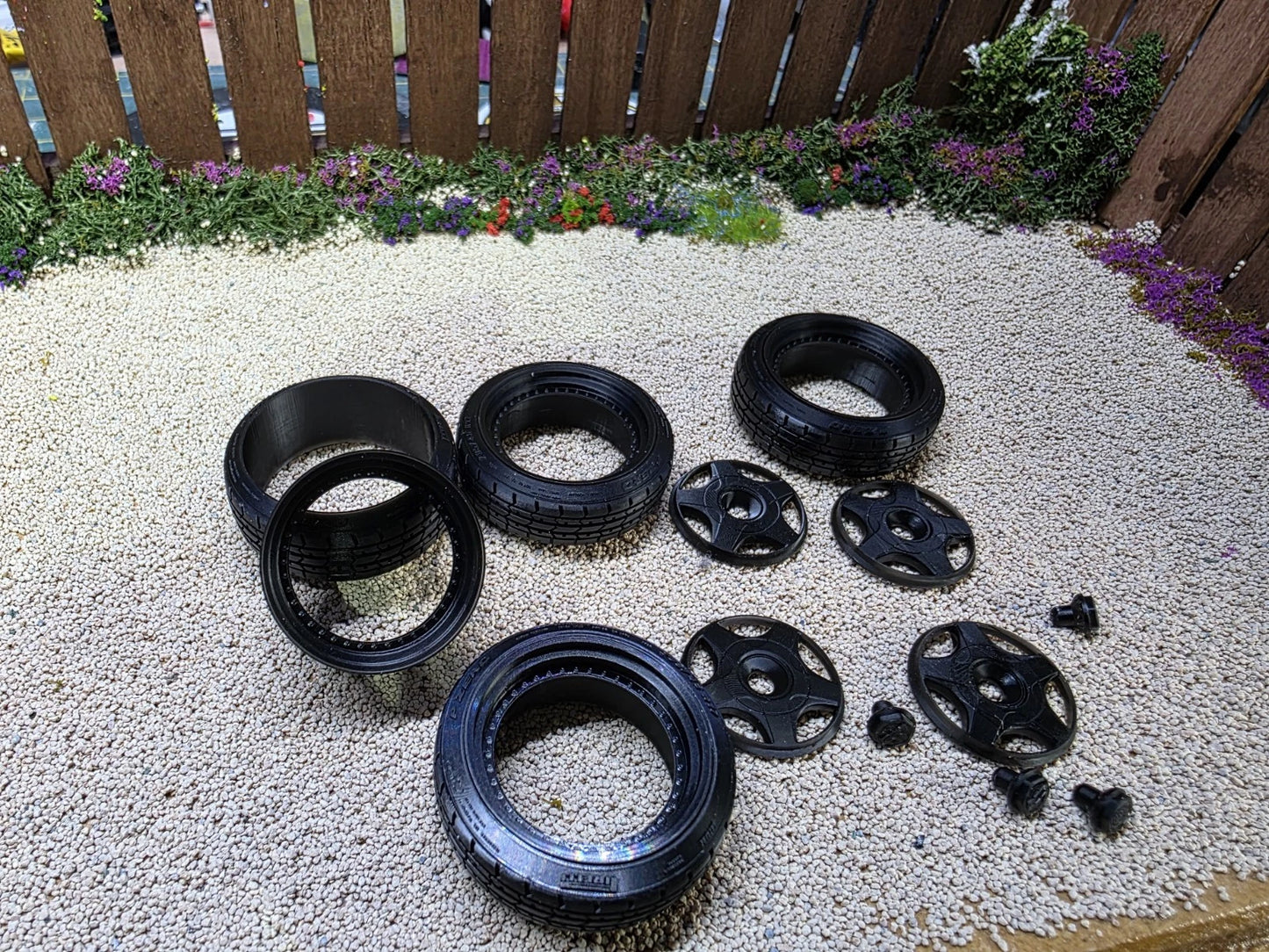 1/18 scale 18" BBS RF with PIRELLI Stretched Tyres