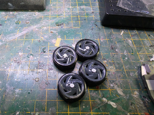 1.18 MCG CAVALIER GSI TURBO WHEELS PAINTED ANTHRACITE GREY WITH VAUXHALL BADGES