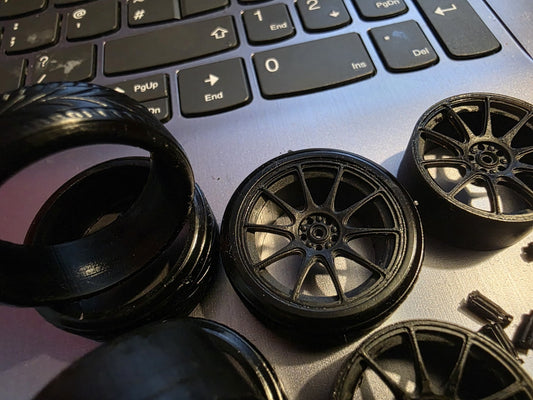 1/18 Scale 32mm XXR 527 And Rubber Tyres