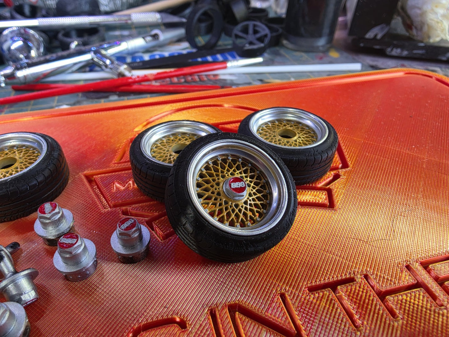 BBS E50 painted Set 1/18 31mm Scale GOLD with CHROME Barrels