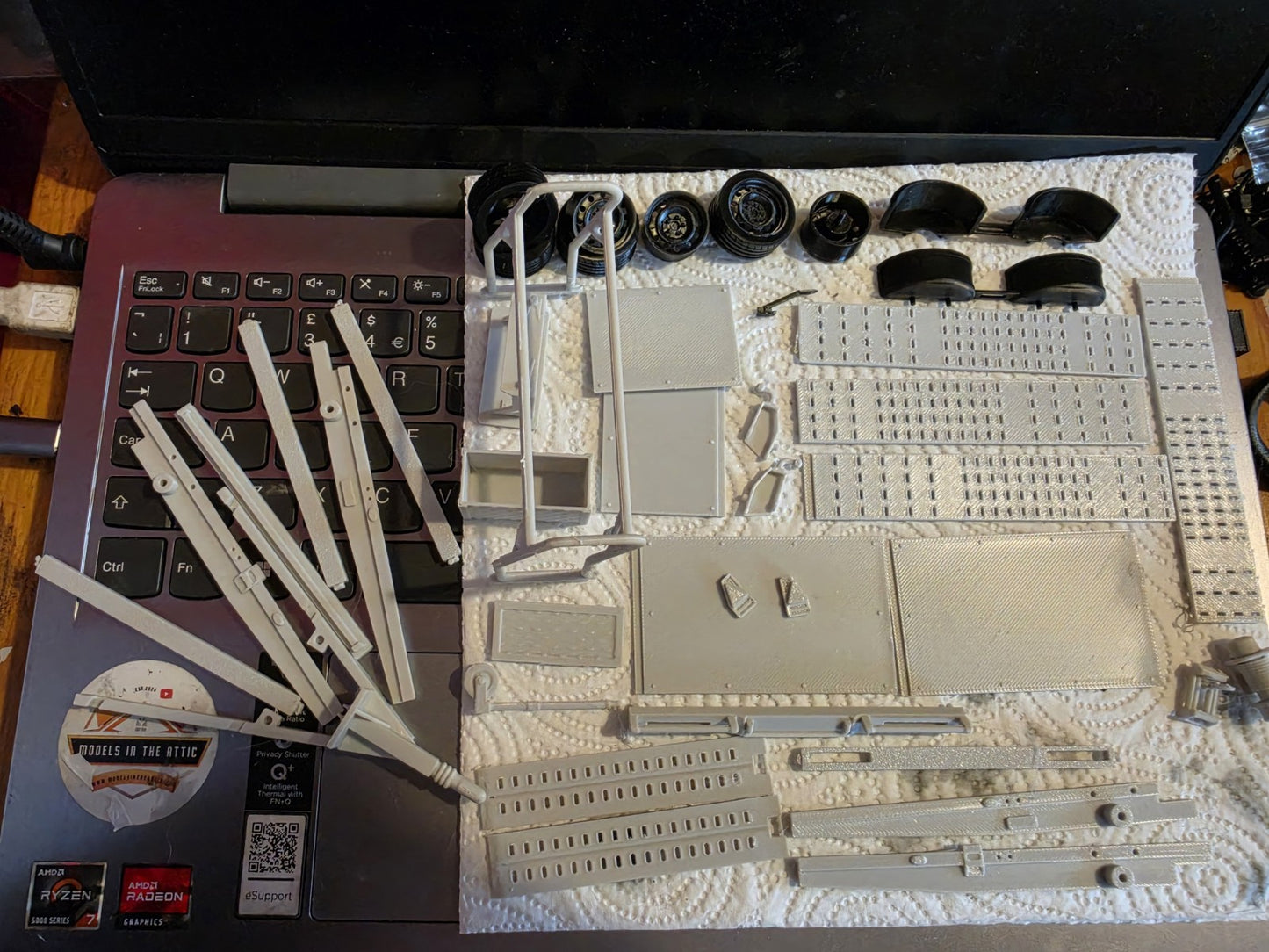 1/24 Scale BRIAN JAMES Car TRANSPORTER MODEL KIT