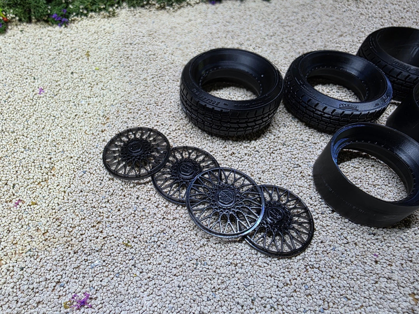 1/18 scale 18" BBS RS with PIRELLI Stretched Tyres