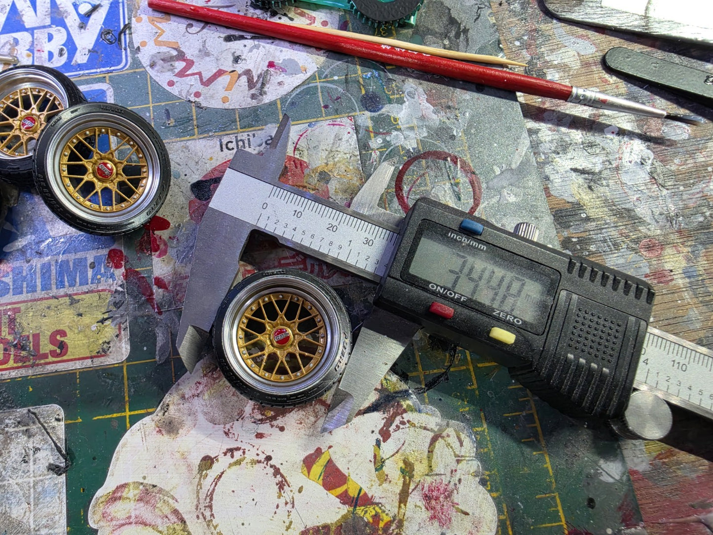 1/18 BBS RS2 Pre-painted Gold with Tyres RESIN DIECAST MODEL ***SALE ITEM***