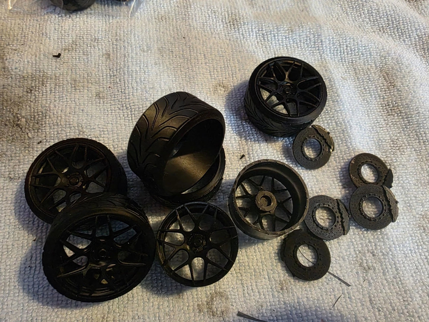 1/18 scale HRE FF01 37mm