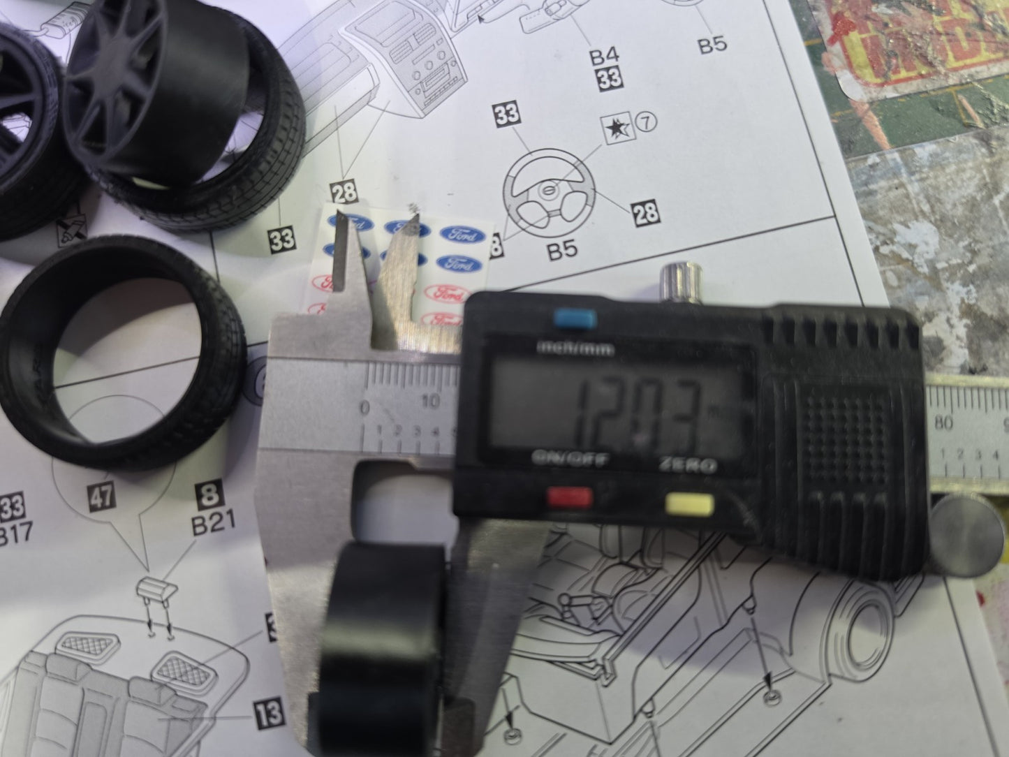 1/18 Scale Ford RS7 3d Printed Wheels & RESIN Tyres ONLY with Waterslide decals
