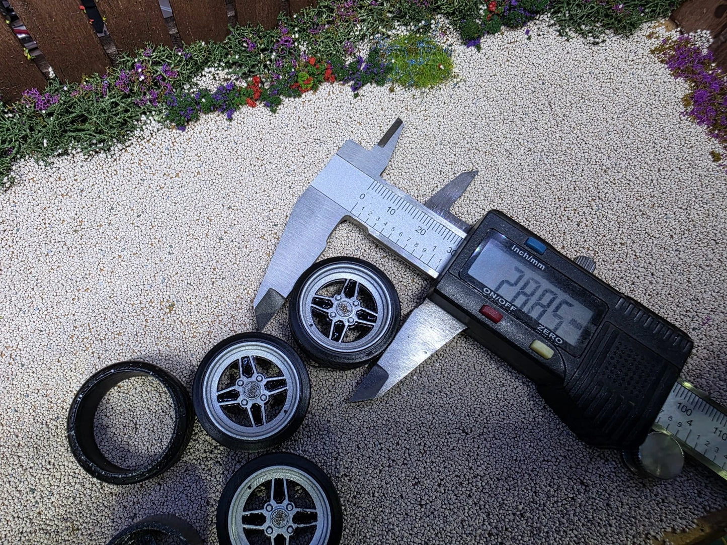 1/18 Ford RS 4 Spoke Painted Set
