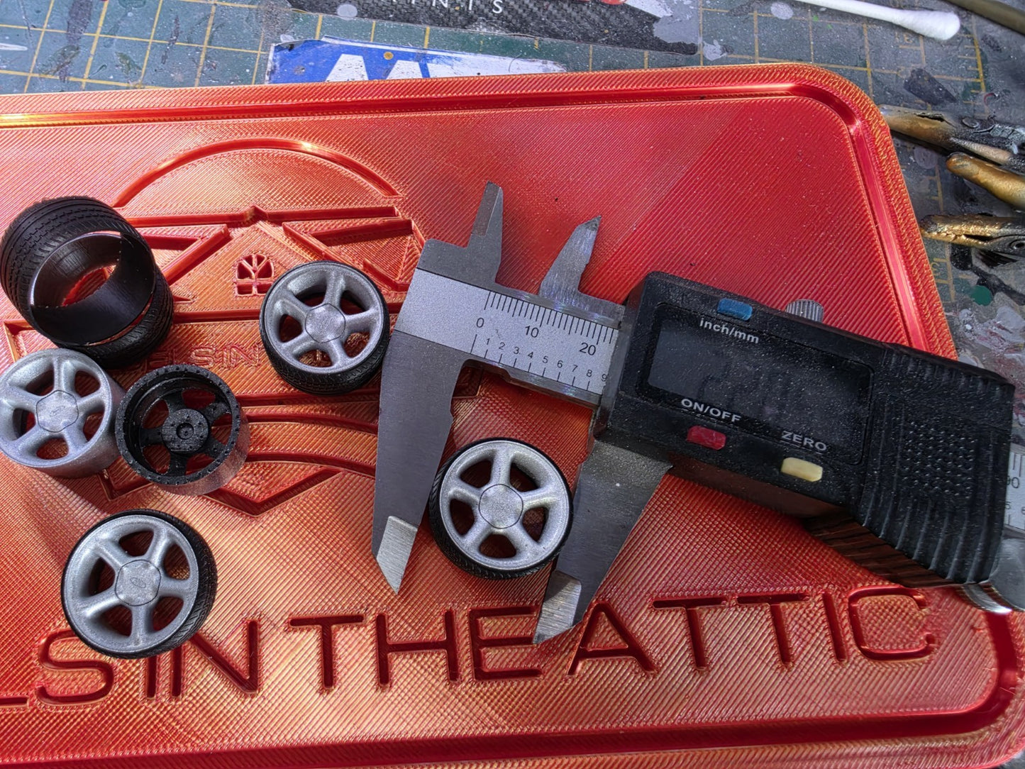 1/24 scale Ford Cosworth with Ultra low Tyres 3D Printed Pre-painted silver
